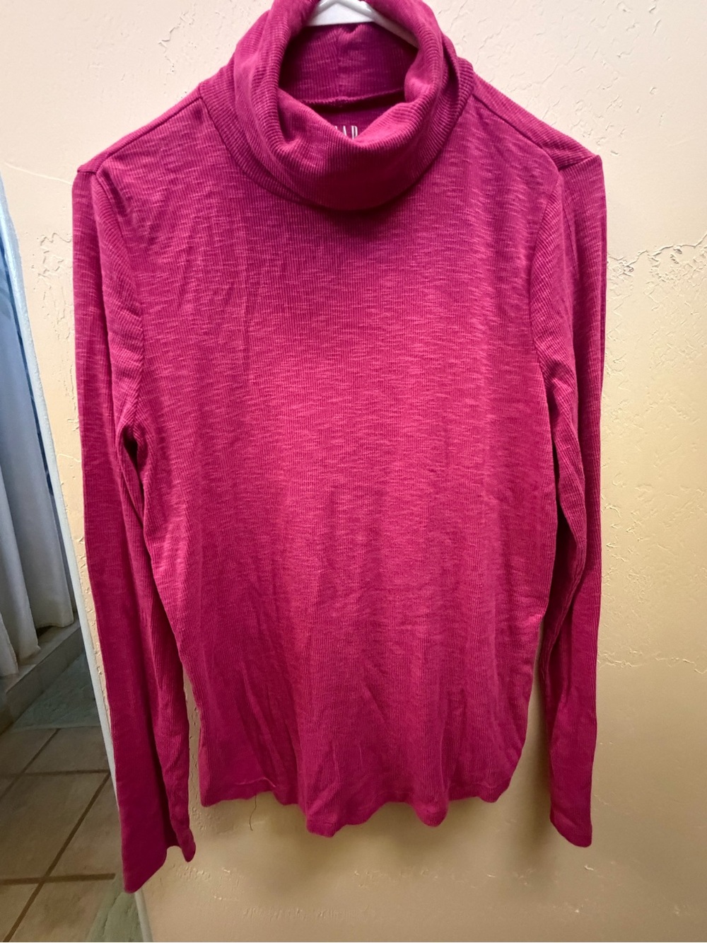 GAP Rib Turtleneck Large Fuchsia Pink Long Sleeve Top